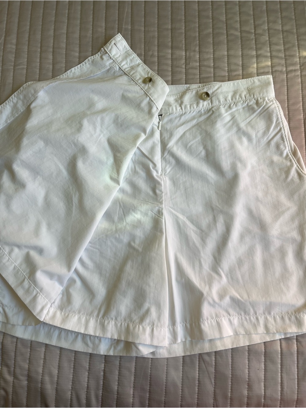 Columbia Omni-Shade White Cargo utility skort size L - Picture 5 of 11